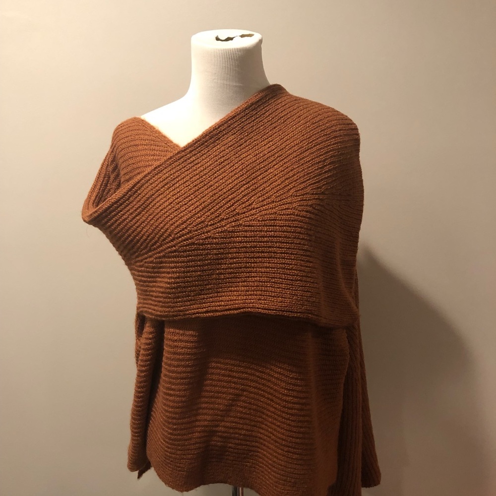 If you like bell sleeves you need this.